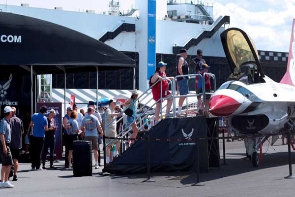 Event Air Show Displays Event Air Show Displays