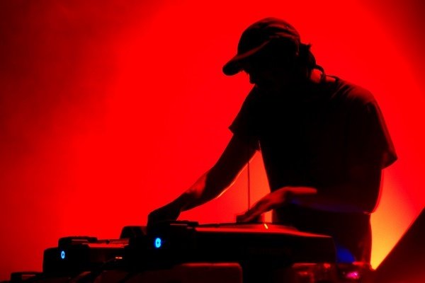 Band Silouette Of Dj Turntable Red Background 5 Band Silouette Of Dj Turntable Red Background 5