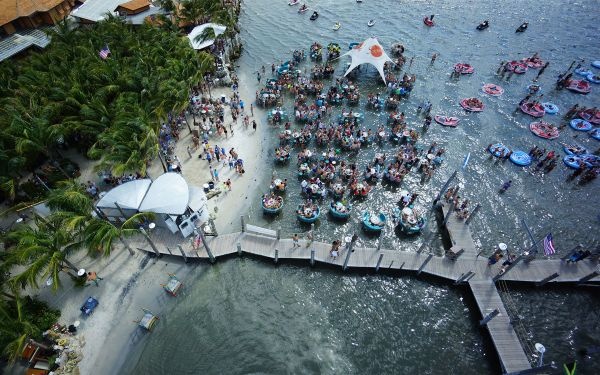 Seacrets Bay Party